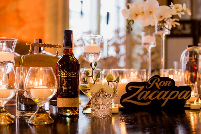 "Витриманий над хмарами": у Києві відбулася дегустація унікального в своєму роді рома ZACAPA