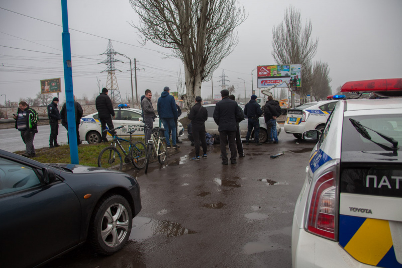 В Днепре "обкуренный" водитель перевозил наркотики в авто (фото)