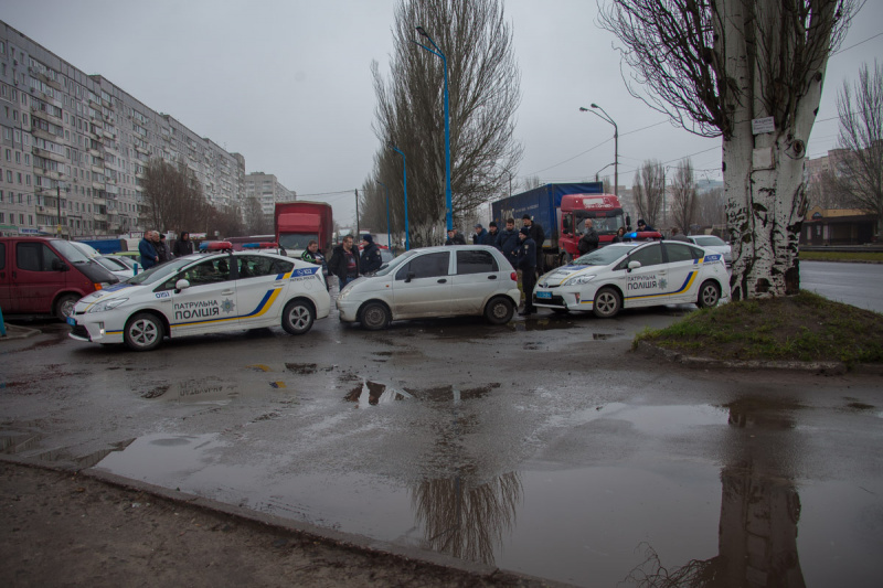 В Днепре "обкуренный" водитель перевозил наркотики в авто (фото)