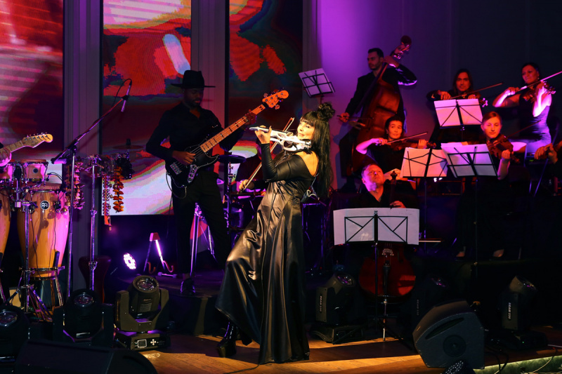 Ассия Ахат презентовала в Киеве альбом, который подан сразу на восемь номинаций &quot;Грэмми&quot;