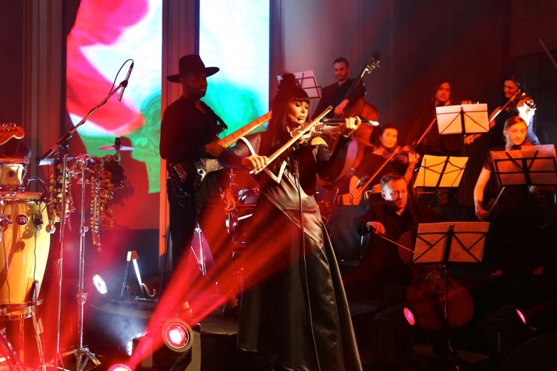 Ассия Ахат презентовала в Киеве альбом, который подан сразу на восемь номинаций &quot;Грэмми&quot;