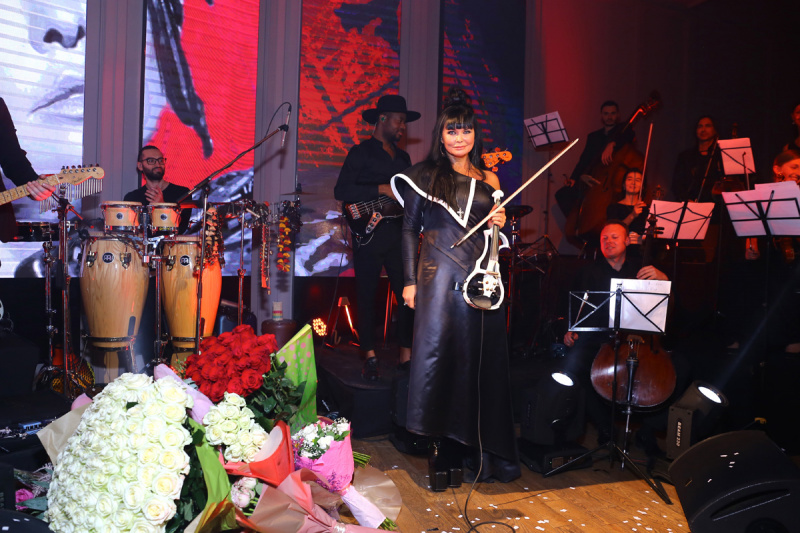 Ассия Ахат презентовала в Киеве альбом, который подан сразу на восемь номинаций &quot;Грэмми&quot;