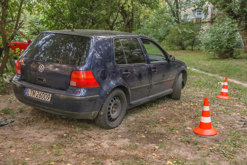 В Киеве на глазах у людей похитили мужчину (фото)