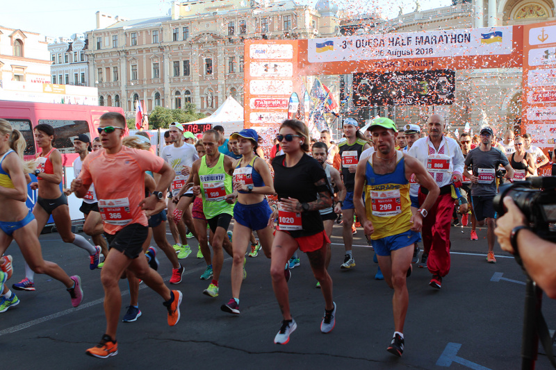 Новий рекорд траси і тріумф подружжя: у Одесі відгримів 3rd Odesa Half Marathon 2018