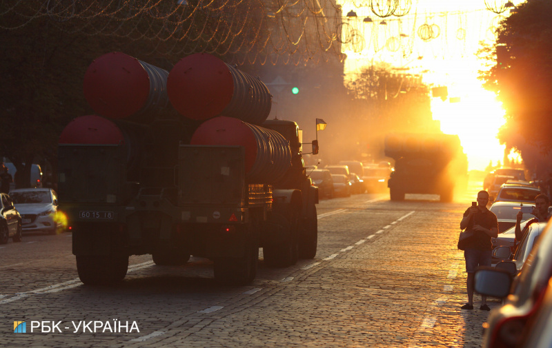 250 единиц техники и 4,5 тысячи военных: яркие фото репетиции парада ко Дню Независимости