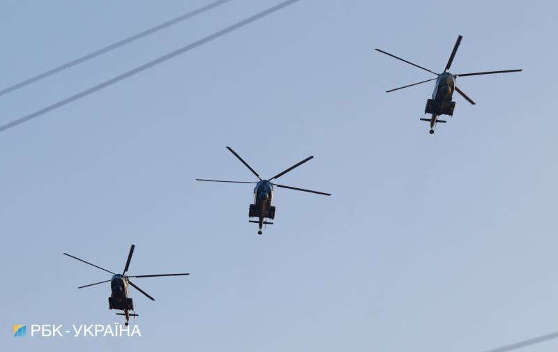 250 единиц техники и 4,5 тысячи военных: яркие фото репетиции парада ко Дню Независимости