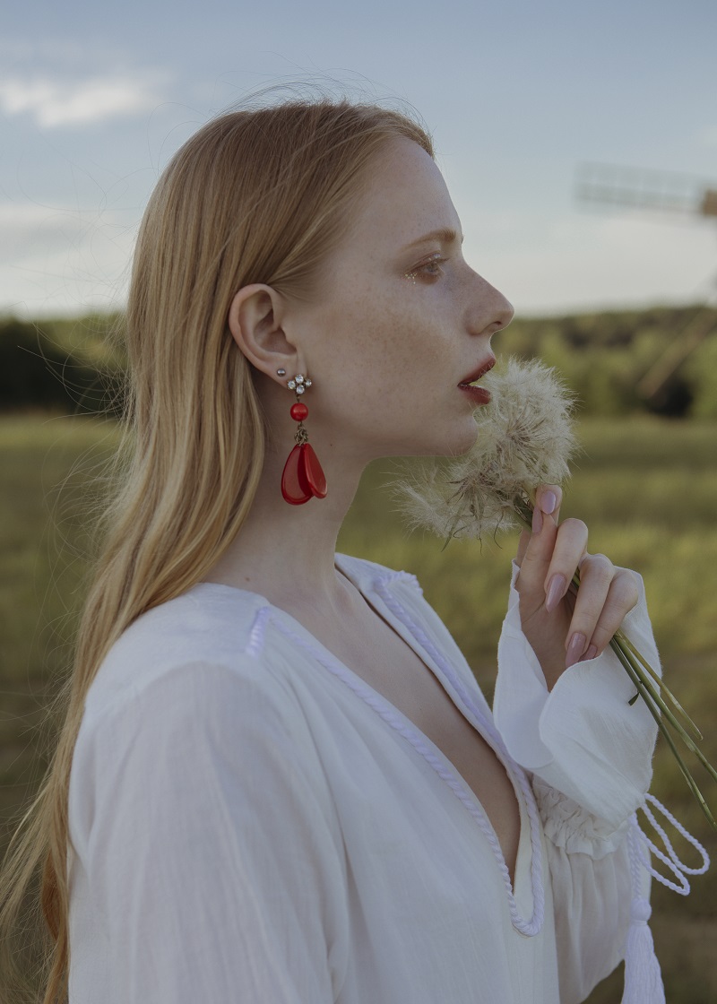 Певица INGRET перевоплотилась в бохо-диву для известного украинского бренда (фото)