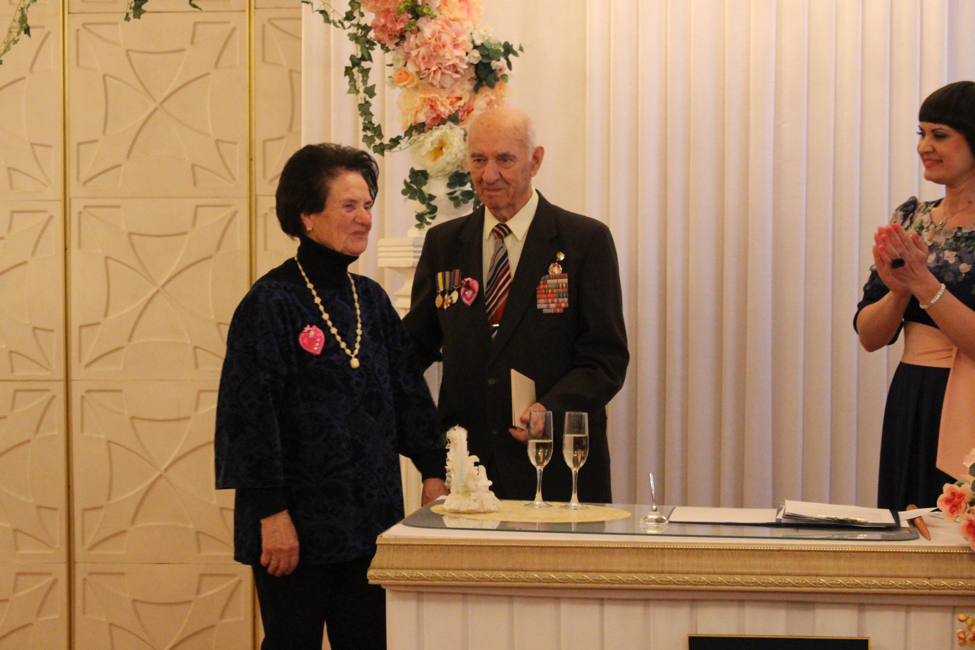 70 років разом: пенсіонери з Києва відсвяткували "платинове" весілля (фото)