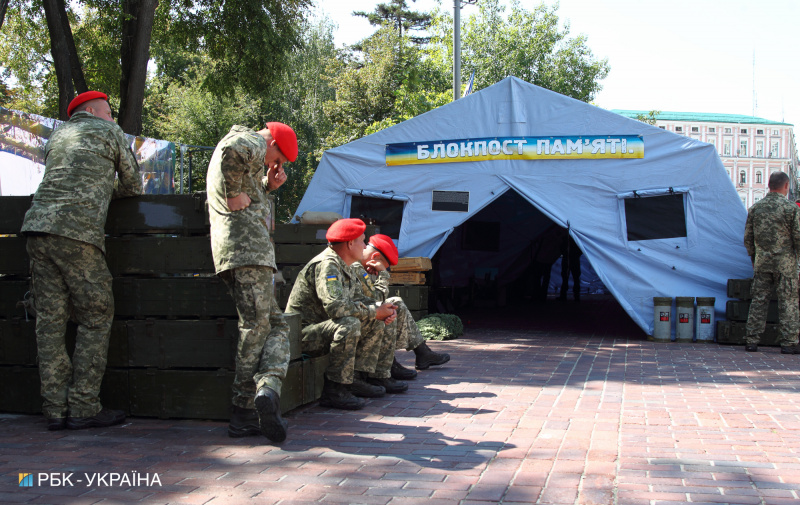 "Міць нової української армії": в центре Киева собрали лучшие образцы военной техники (фото)