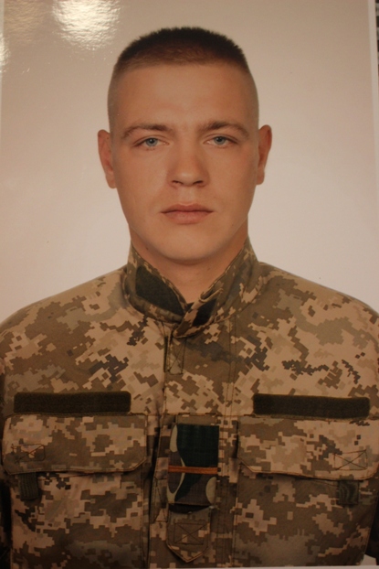 "Радів життю": рідні загиблого бійця ООС не вірять в його самогубство