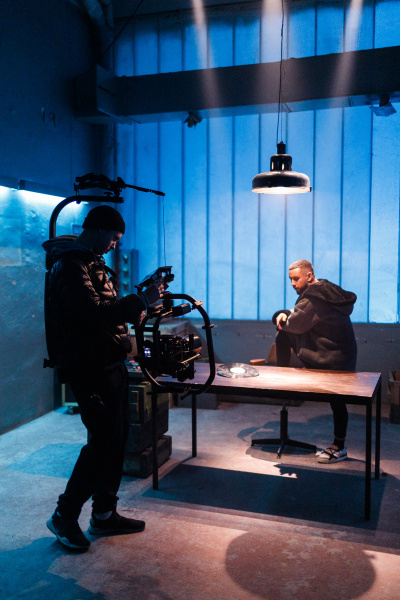 &quot;Данина музиці та естетиці&quot;: MONATIK показав вражаючі фото зі зйомок нового кліпу