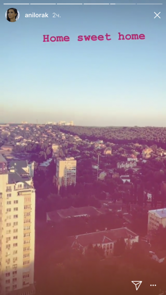 Ани Лорак в Украине: певица показала, куда пошла "первым делом" (фото)