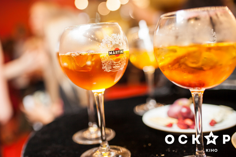 8 подруг Оушена: Зеленський, Фролова та інші зірки відвідали прем'єру фільму (фото)