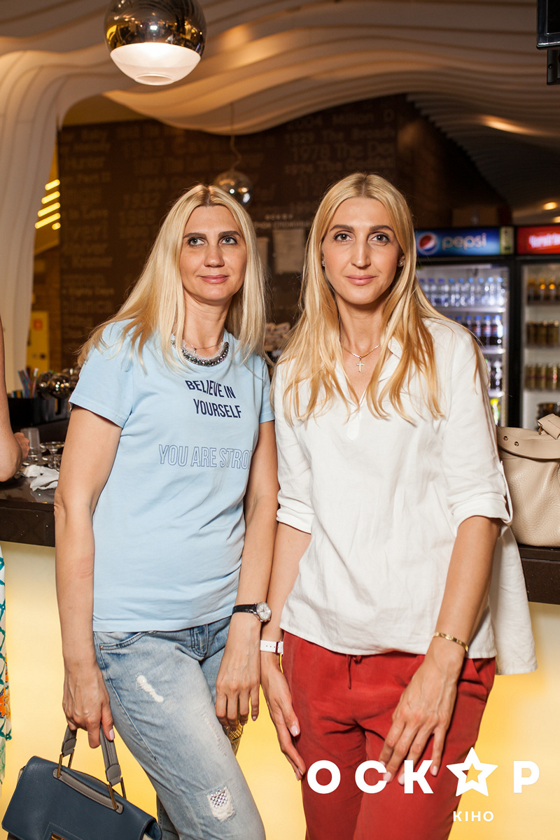 8 подруг Оушена: Зеленський, Фролова та інші зірки відвідали прем'єру фільму (фото)