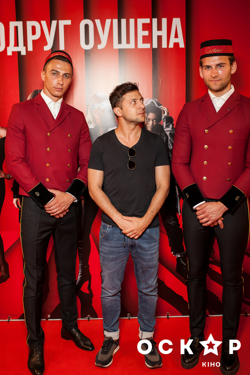 8 подруг Оушена: Зеленський, Фролова та інші зірки відвідали прем'єру фільму (фото)