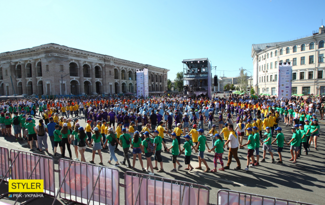 В Киеве дети установили новый танцевальный рекорд: яркие фото