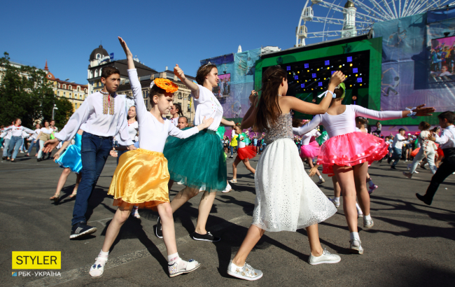 В Киеве дети установили новый танцевальный рекорд: яркие фото