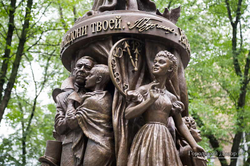 В Харькове открыли необычный памятник известной советской актрисе (фото)