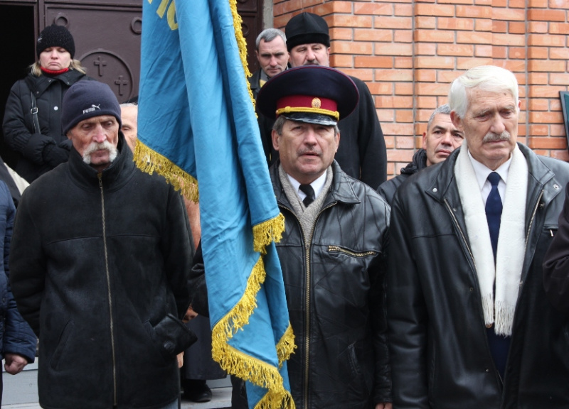 "Дошел пешком до Украины": в Кропивницком провели в последний путь ветерана УПА, бежавшего из советского лагеря