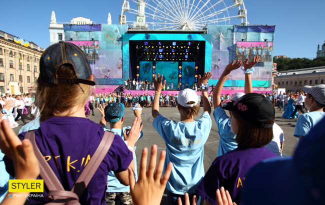 В Киеве дети установили новый танцевальный рекорд: яркие фото