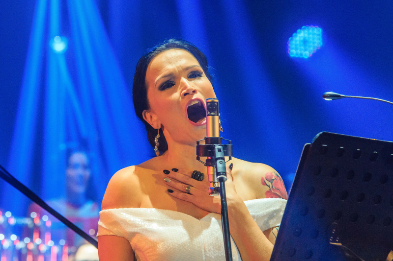 Тарья Турунен в Киеве отметила черно-белое Рождество и заговорила на украинском (фоторепортаж)