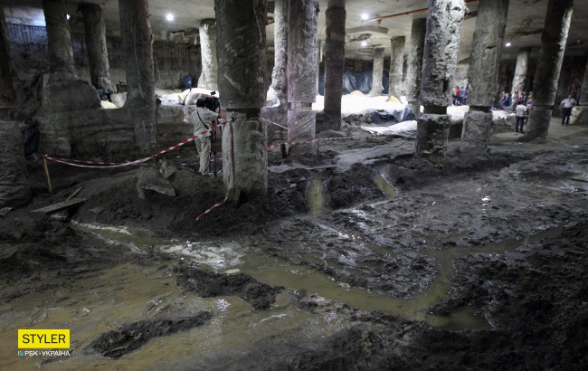 Підтоплення розкопок на Поштовій: унікальні знахідки часів Київської Русі вкотре під загрозою