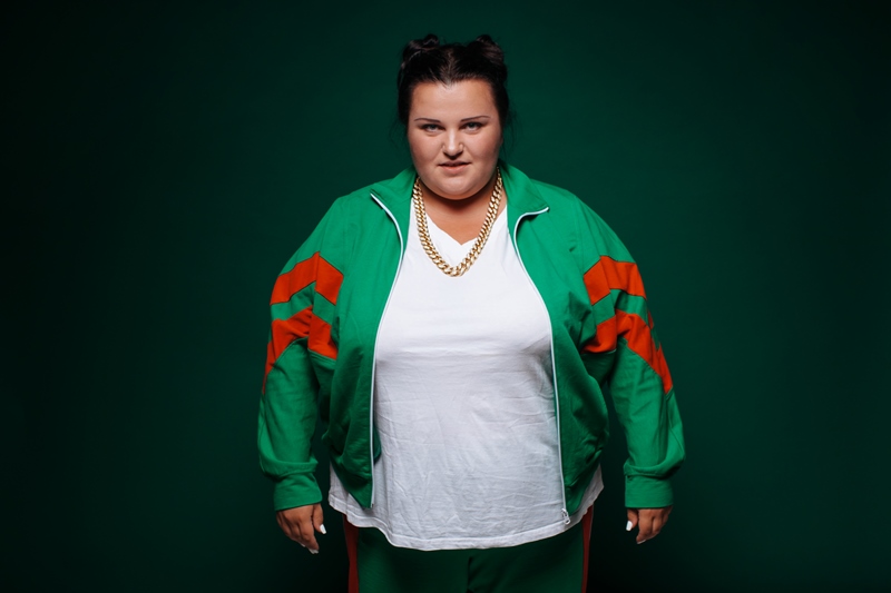 Alyona Alyona випустила абсолютно новий кліп: він вже вразив фанатів