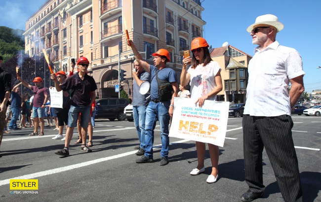 Підтоплення розкопок на Поштовій: унікальні знахідки часів Київської Русі вкотре під загрозою