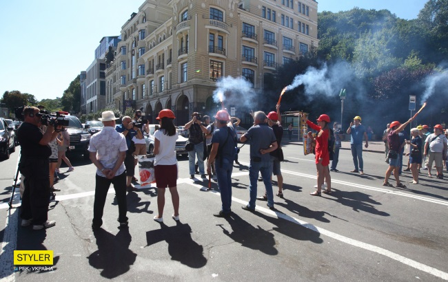 Підтоплення розкопок на Поштовій: унікальні знахідки часів Київської Русі вкотре під загрозою