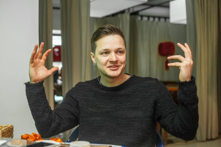 Засновник групи O.Torvald Женя Галич: "Якщо говорити про російсько - та україномовну музику, то я вважаю, що у музики взагалі немає мови"