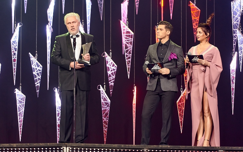 М1 Music Awards 2017: названы все победители премии (фото, видео)