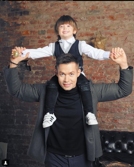 Превратили сына в дочь: фотографии ребенка Стаса Пьехи поразили пользователей сети