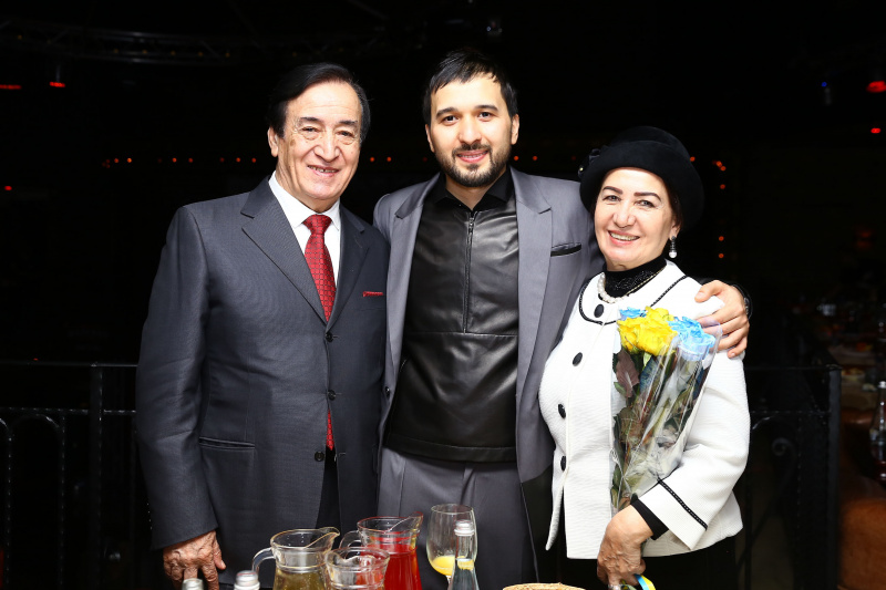 "Диво": как в Киеве прошел концерт азиатской звезды JONIBEK (фото)