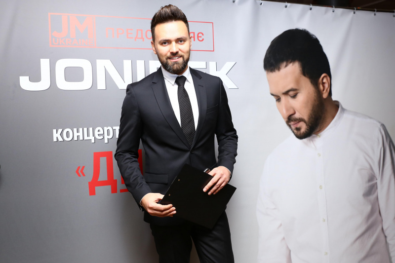 "Диво": как в Киеве прошел концерт азиатской звезды JONIBEK (фото)