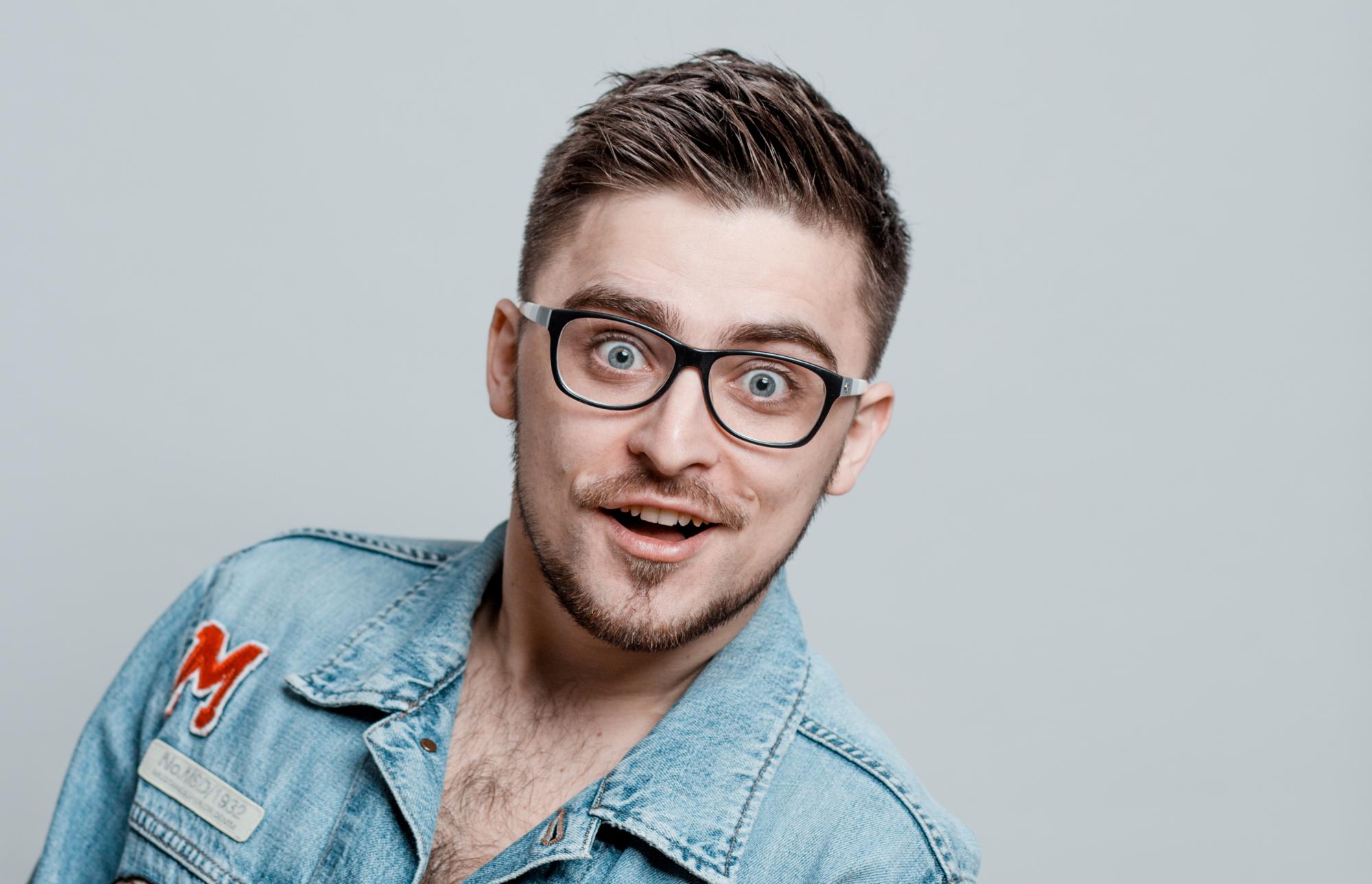 Український шоумен записав нову пісню, в якій пропагує емоційну відкритість