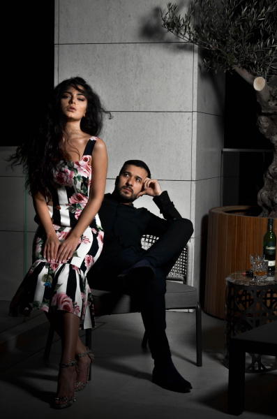 Вице-мисс Украина замечена в объятиях известного певца