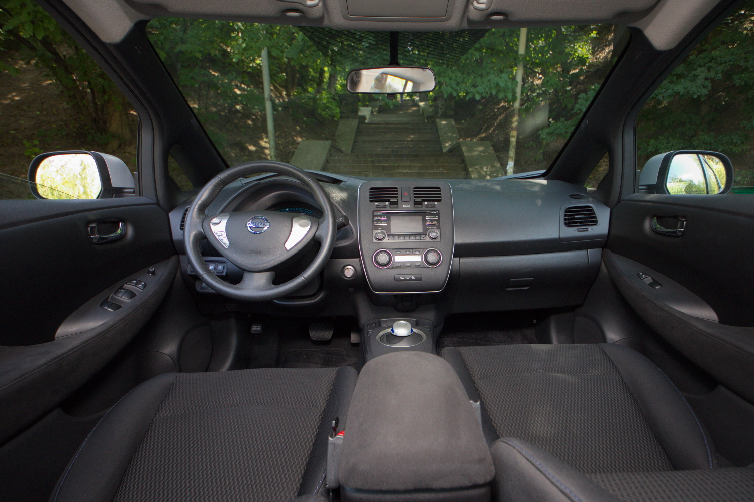 Nissan Leaf: электрическая зависимость, или дневник экомана