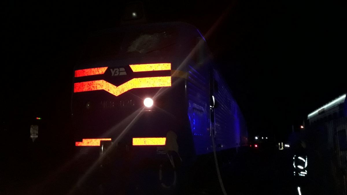 Под Киевом загорелся поезд с пассажирами: все подробности