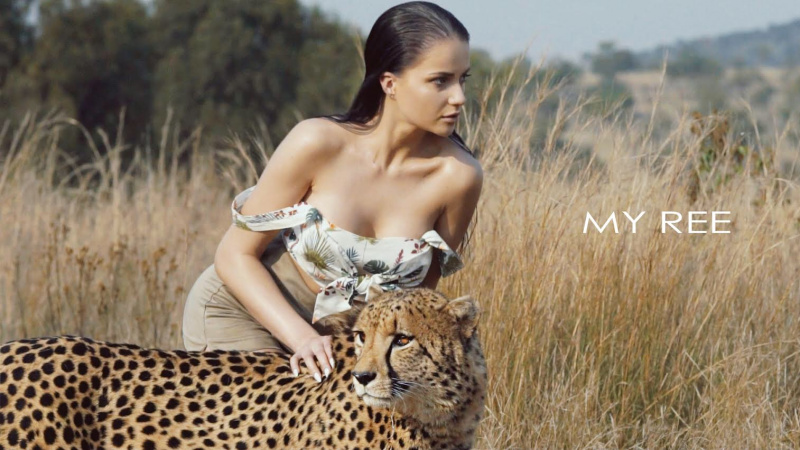 Украинская певица устроила дикие танцы с гепардом в самом сердце Африки (видео)