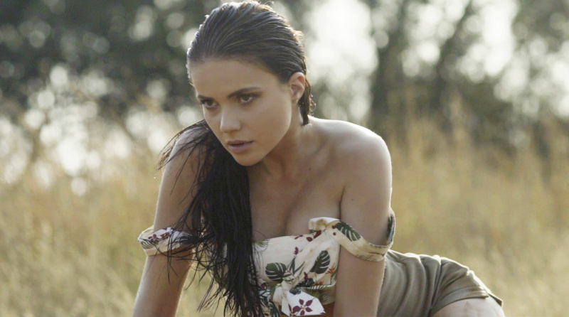 Украинская певица устроила дикие танцы с гепардом в самом сердце Африки (видео)