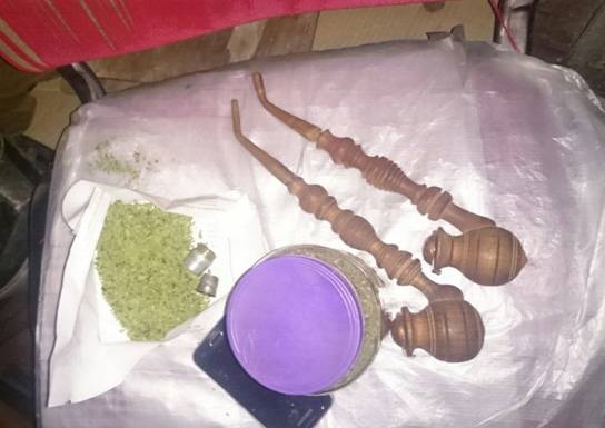 "Изобретение года": в Киевской области задержали мужчину с пистолетом-зонтом