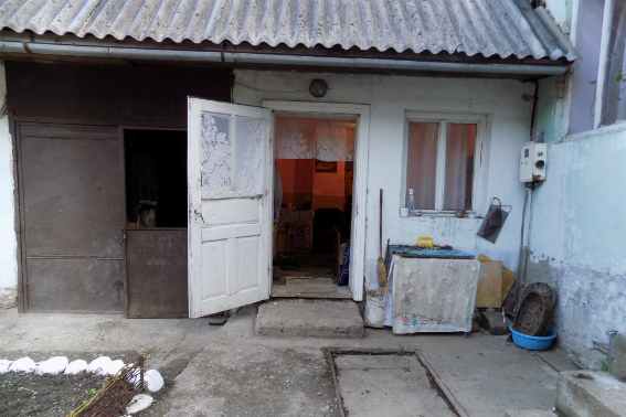 На Закарпатті дочка забила свою матір дошкою