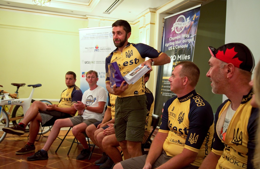 &quot;Думали, что у нас гражданская война&quot;: как активисты разрушали мифы об Украине во время велопробега по США и Канаде