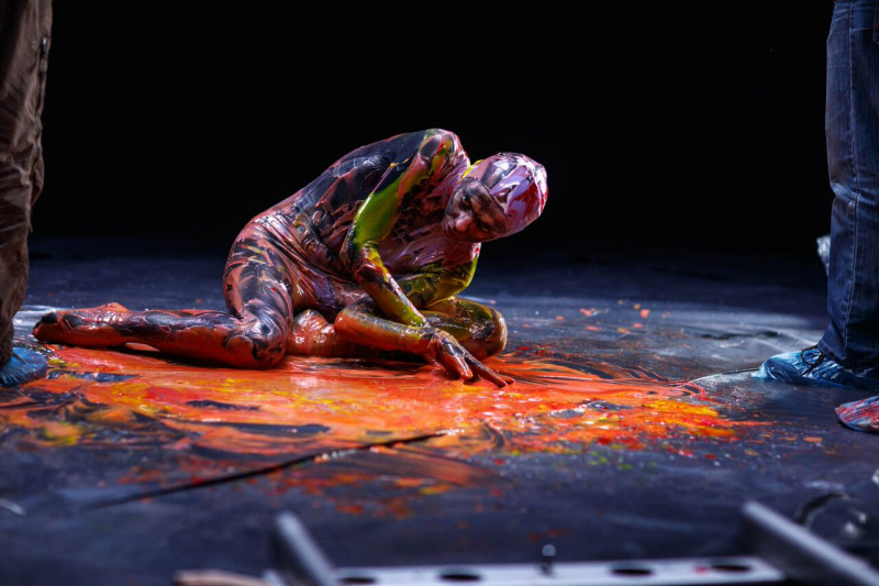 "Сердце застучало, началась паника": украинская певица едва не погибла на съемках