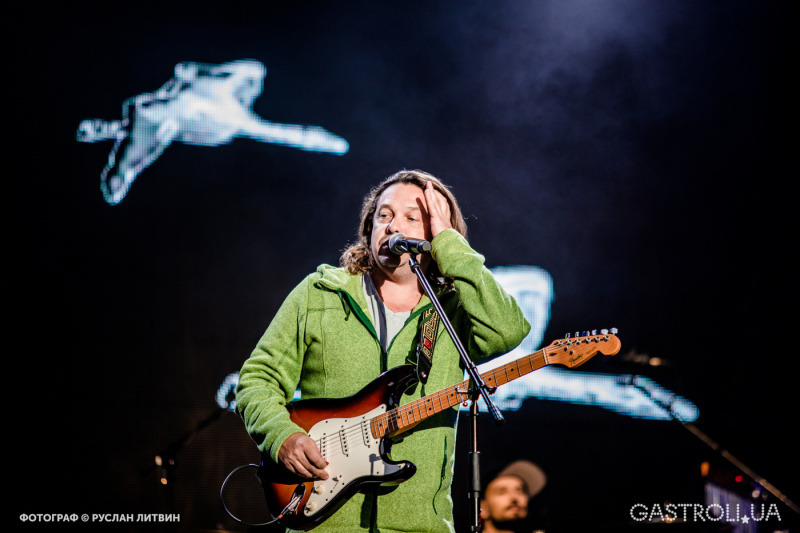 "Атмосфера, люди и песни - до мурашек": как прошел грандиозный концерт к 50-летию Кузьмы (фото, видео)