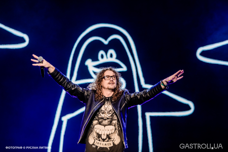 "Атмосфера, люди и песни - до мурашек": как прошел грандиозный концерт к 50-летию Кузьмы (фото, видео)