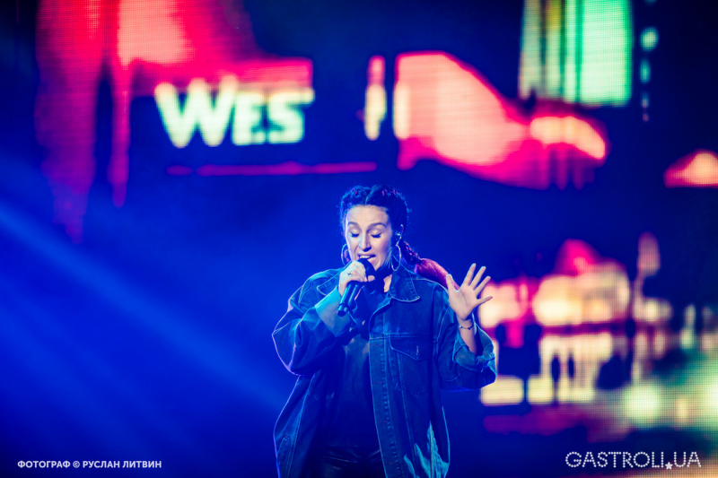 "Атмосфера, люди и песни - до мурашек": как прошел грандиозный концерт к 50-летию Кузьмы (фото, видео)