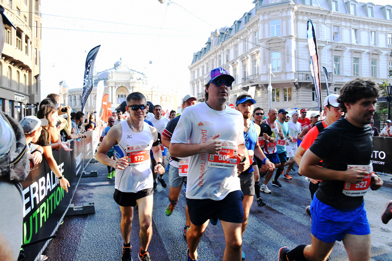 Новий рекорд траси і тріумф подружжя: у Одесі відгримів 3rd Odesa Half Marathon 2018