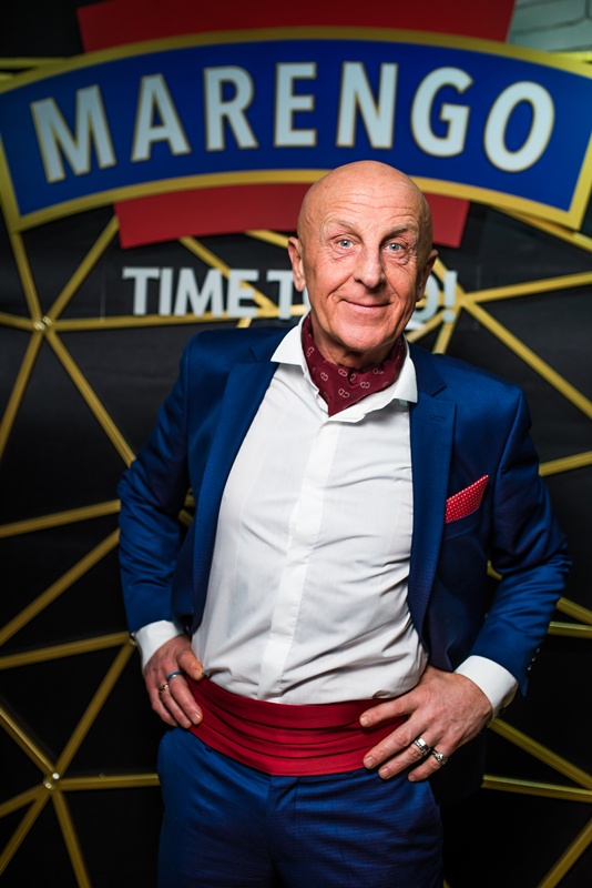 Вечеринка в "постельных" тонах: Полякова и Астафьева презентовали секс-комедию "Свингеры"