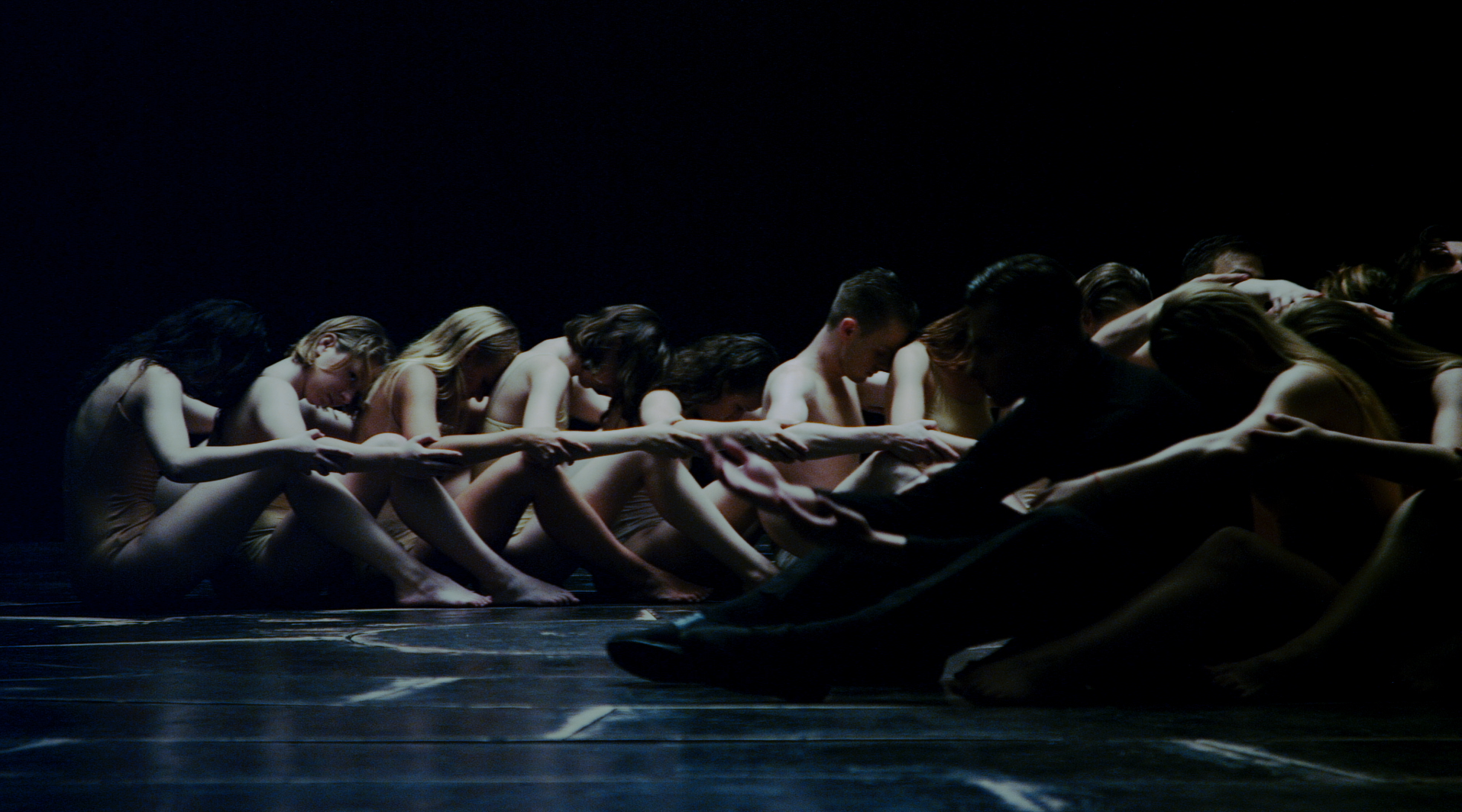 Кліп Alloise заробив мільйон